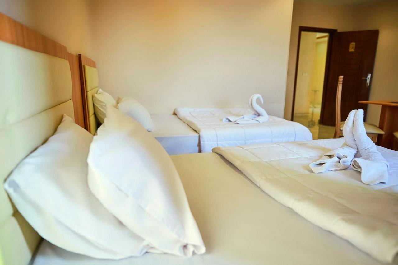 Grand Golden Pyramids View Hotel Kafret el-Gabal Exterior foto